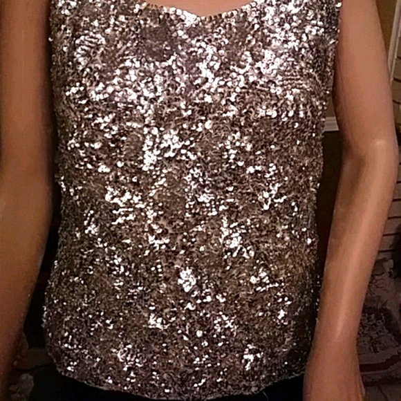 SALE. VINTAGE sequin top - Picture 2 of 8
